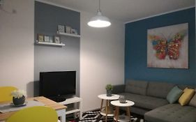 Apartment Life Is Good